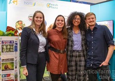 Rebekka Boekhout (VerticalFarmDaily), Lisanne Meulendijks (Growy), Oumayma Nouib (Graines Voltz) en Jack Farmer (LettUs Grow)