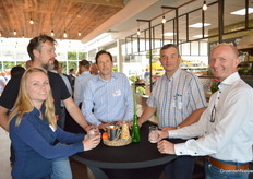Wendy Meijer, Marin van Campen (Certhon), Marc Vijverberg (AAB), Rob Zwaard (UVAR) en René van der Stam (Dutch Greenhouses)