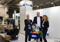 Wijnand Visser, Kristina Spiess and Thoma Hebben (Cyclop), next to the Axro Binder