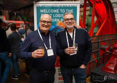 Rob van Leeuwen (F&H Crone) en Tom Zwanenburg, (Van der Waay) 