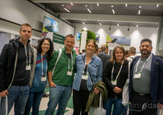 Pieter en Martina Berkel (Langendoen Mechanical) Mike Berkel en Andrea Berkel (Proplant) en Helena en Abe Wiebe (Universal Fabricating)