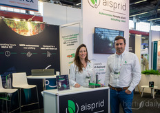 Laura Colun en Nicholas Salmon (aisprid) vertellen meer over de tomatenbladsnijrobot, die momenteel breder wordt ingezet.