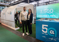 Enrico Garrasi en Mariachiara Manera (Agriplast). Dit jaar viert het bedrijf zijn 50e verjaardag.