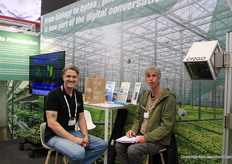 Vincent Jalink (Phenovation) in gesprek met een bezoeker