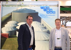 Jan Piet Kastelein en Robin Rook (Buwatec) introduceren de Granite HDXtreme Coating voor wateropslagtanks