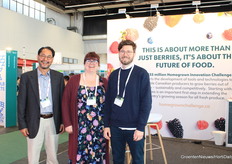 Youbin Zeng, Alana Simpson en Lukasz Aleksandrowicz (The Weston Family Foundation)