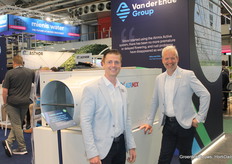 Tim Kreuger en Rob van Hulzen (Van der Ende)Van der Ende Groep introduceert de Airmix Active, een compacte warmtepompontvochtiger die het bestaande Airmix systeem uitbreidt met actieve klimaatbeheersing. Door deze uitbreiding ontstaat een hybride systeem dat passieve en actieve ontvochtiging slim combineert.