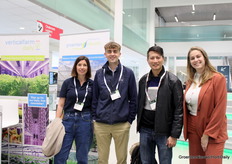 Gina Mercier (Intelligent Growth Solutions), Andrew Haxton (Intelligent Growth Solutions), James Yin (V-Plus Agritech) en Rebekka Boekhout (Phyto by RCB).
