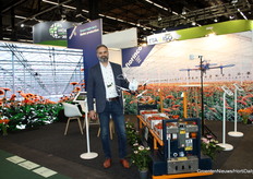 Maarten Klerk (Florinco) met hun drone met een systeem voor locatiebepaling dat nu ook wordt aangeboden voor andere systemen, zoals buisrailwagens van Berg Hortimotive.