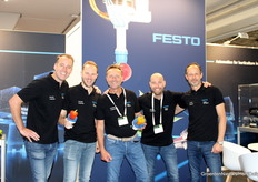 Festo viert dat het bedrijf al 100 jaar bestaat.