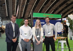 Team Bionomic werkt aan biologische gewasbeschermingsmiddelen, zoals BioShield, een biologisch fungicide.