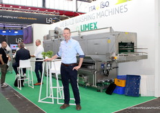 Joep Janssen (Limex) verkocht op de beurs een project aan een Oekraïense rozenteler.