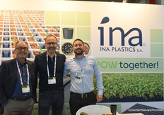 Jacob Tsonakis, Serge Pas en Kostas Tsonakis (Ina Plastics)