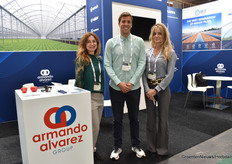 Melissa Mayoral Salmeron, Borja Devis Gimenez en Maribel Hernandez Salmeron (Armando Alvarez)