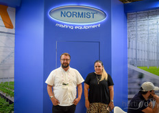 Murat Verdil en Nazli Apaydin (Nor Elektronik) met hun hogedrukvernevelingssystemen in Turkije