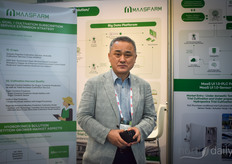 Hyun Lee (MaaSFarm) toonde hun verbeterde datasoftwareplatforms. Het was de eerste keer dat hij de beurs (en Nederland) bezocht.