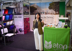 Ciki Zhang (Atop) beoordeelt belichtingssystemen voor vertical farms, kassen,