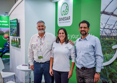 Yoram Sztyglic, Anat Yossef en David Bekhor van de Israëlische textiel en plastics fabrikant Ginegar.