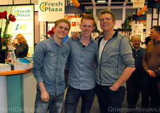 Elke keer een Gitzels meer om op de foto te zetten. Dit jaar is Rick op pad met broer Mike en vader William.