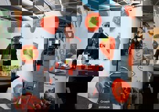 Peter Rombouts (Coöperatie Hoogstraten) gaf de fotograaf snel de actuele klokprijzen mee.