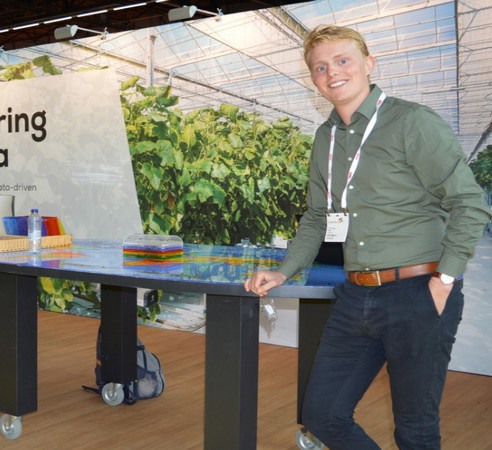 The Dutch are building a greenhouse in one language that is equipped for the technology of the future