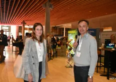 Clara Spruyt (PC Fruit) en Serge Remy (Proefcentrum Hoogstraten)