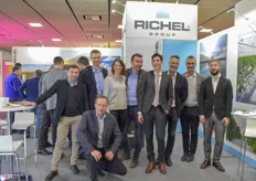 Het team van de Franse kassenbouwer Richel.