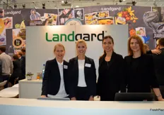 Melanie Schneider, Julia Joosten, Marisa Barth en Nina Keune in de stand van Landgard eG