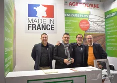 Het team van AgriPolyane kreeg bezoek op de beurs van Franse collega's. Op de foto Jose Gongora, Bertrand Salkin