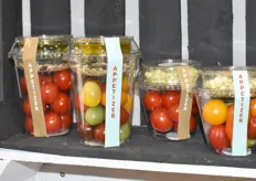 Nieuw concept van Den Berk: convenience tomatensalades in drie verschillende smaken.