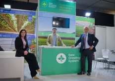 Ana Maria Navarro Miras, Guillermo Baquer Busse & Donald Gartland met NGS (New Growing System)
